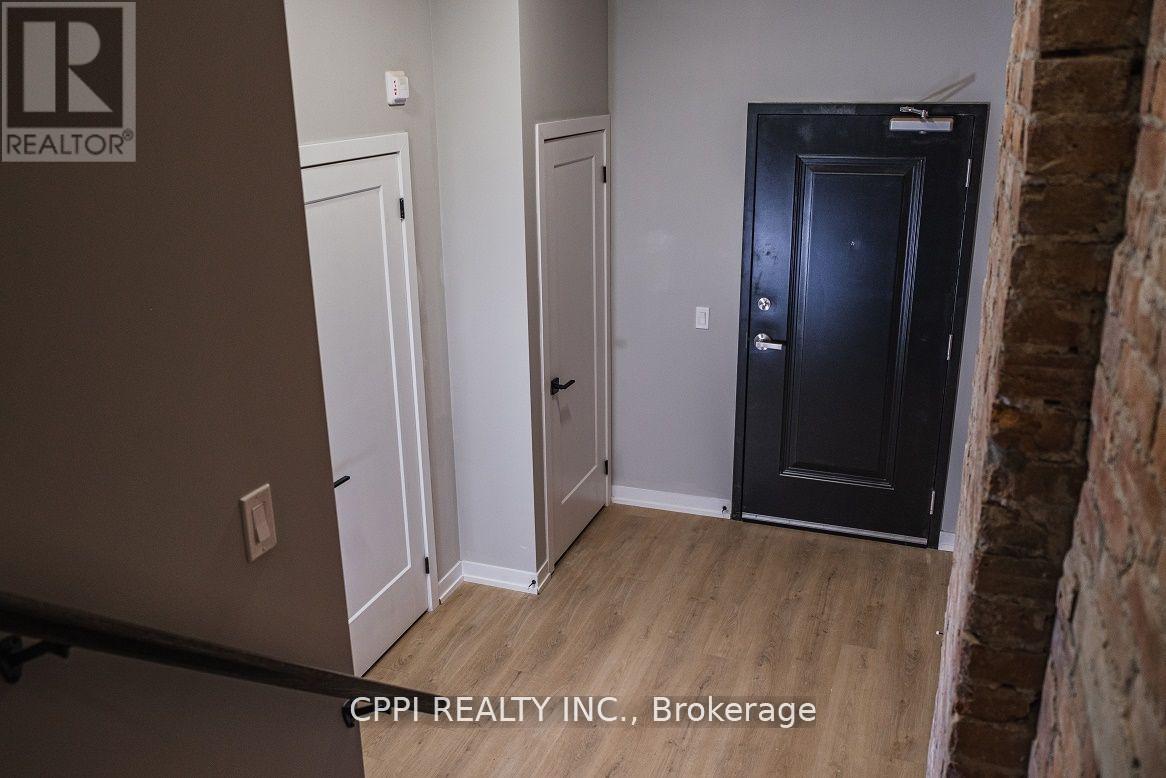 $1,799/Monthly 216 - 140 SIMCOE STREET Peterborough Central (North), Ontario K9H2H5