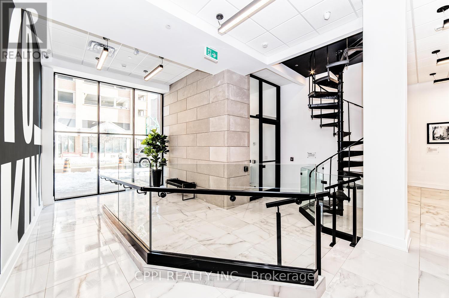 $1,449/Monthly  70 KING STREET E Oshawa (Central), Ontario L1H0A2