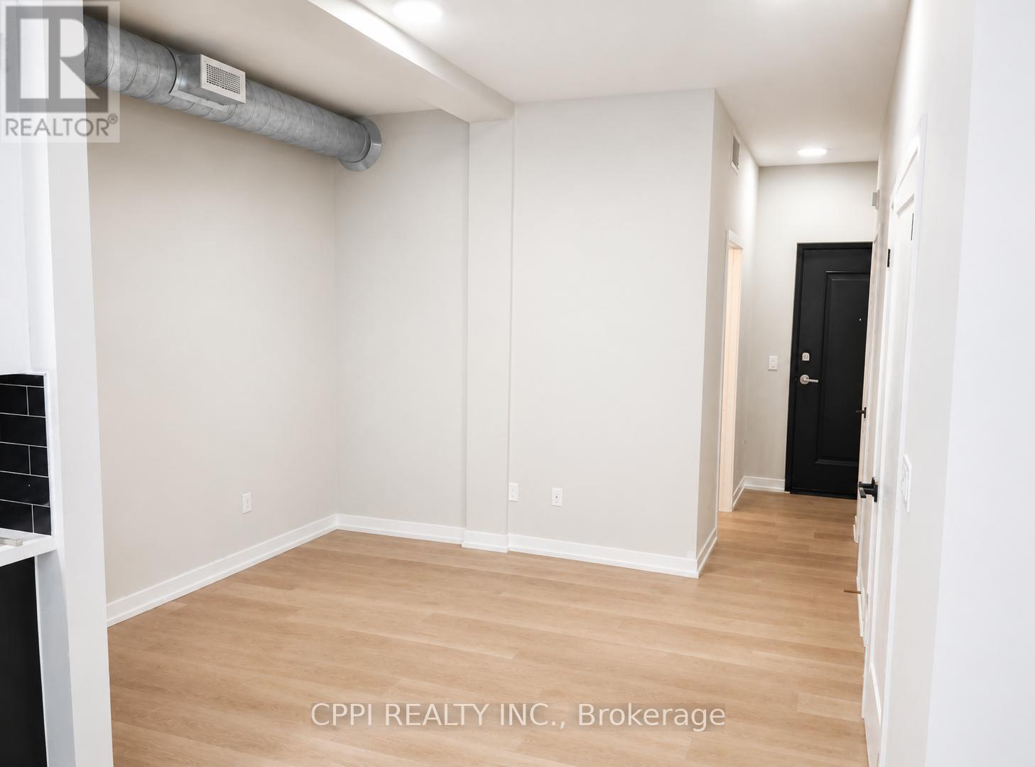 $1,499/Monthly  140 SIMCOE STREET Peterborough (Town Ward 3), Ontario K9H0K5
